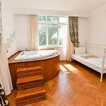 Villa Malikane Residence,6 Bed Detached