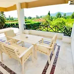 Villa Malikane Residence,6 Bed Detached *