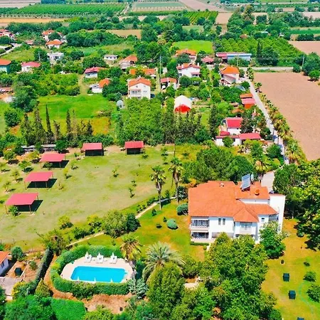 Malikane Residence,6 Bed Detached ヴィラ *