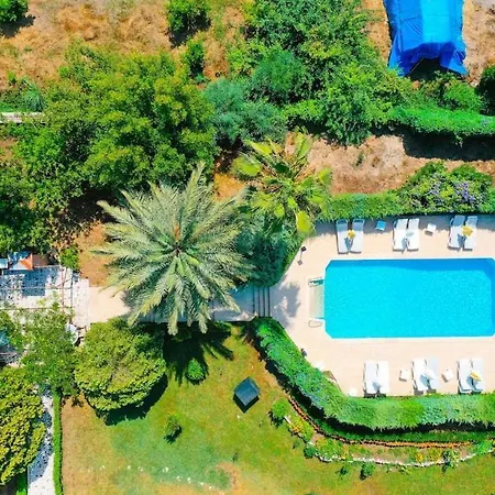 Malikane Residence,6 Bed Detached ヴィラ *