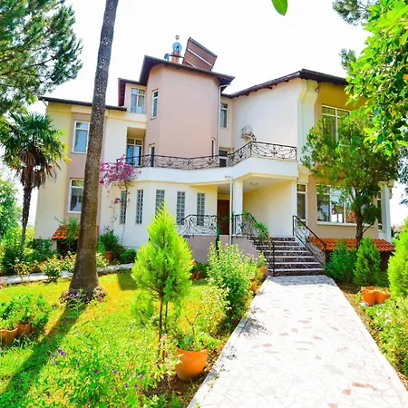 Βίλα Malikane Residence,6 Bed Detached