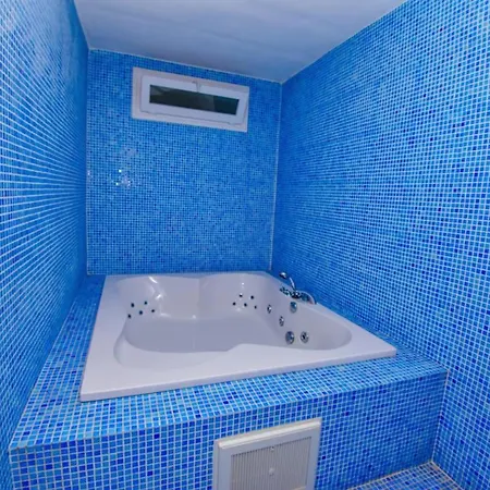 Malikane Residence,6 Bed Detached Βίλα