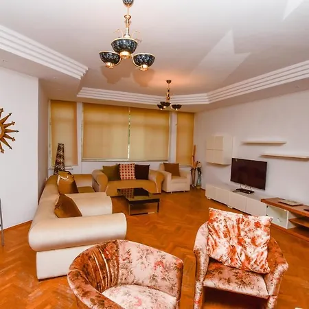 Malikane Residence,6 Bed Detached Βίλα *