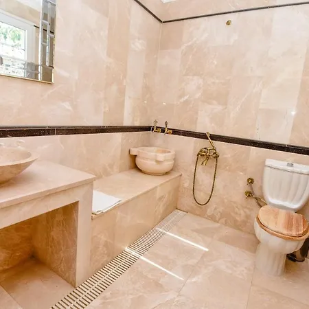 Malikane Residence,6 Bed Detached